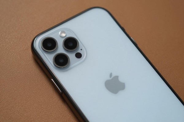 iPhone 11 Pro现在还值得买吗